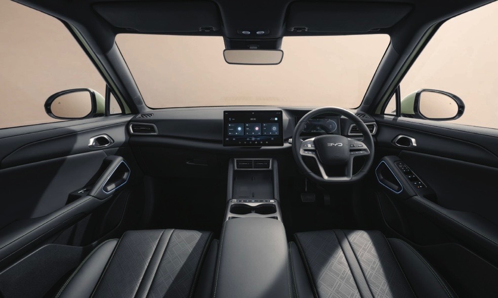 BYD ATTO 2 ( PREMIUM) - Image 4